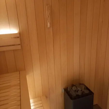 Gorczanskie Sauna ووبوشنا