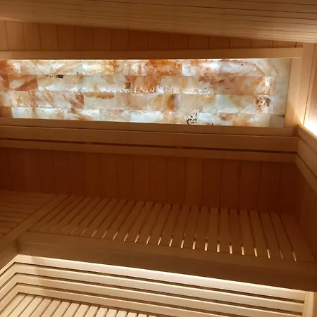 Semesterbostad Gorczanskie Sauna Łopuszna