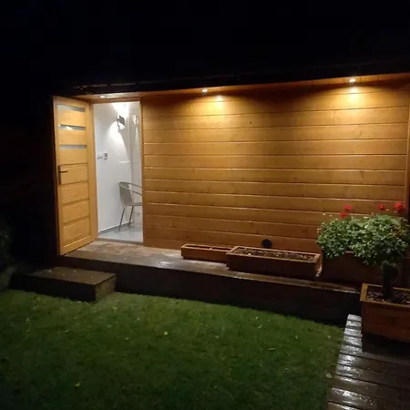 Semesterbostad Gorczanskie Sauna Łopuszna